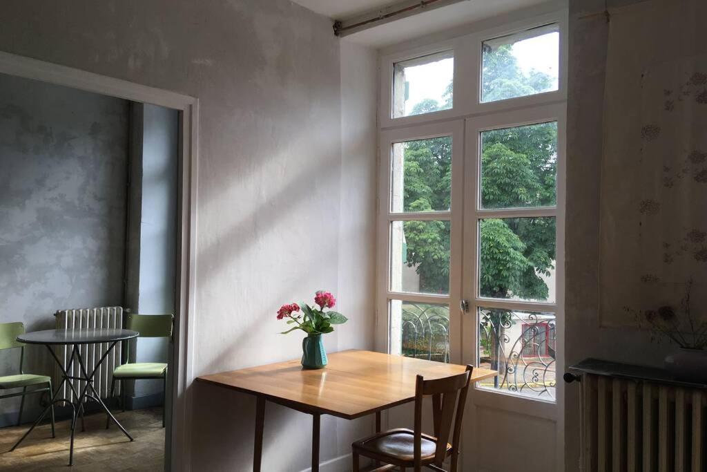 Saint-Antonin-Noble-Val Appartement De 75 M2 Dans Maison Familiale المظهر الخارجي الصورة